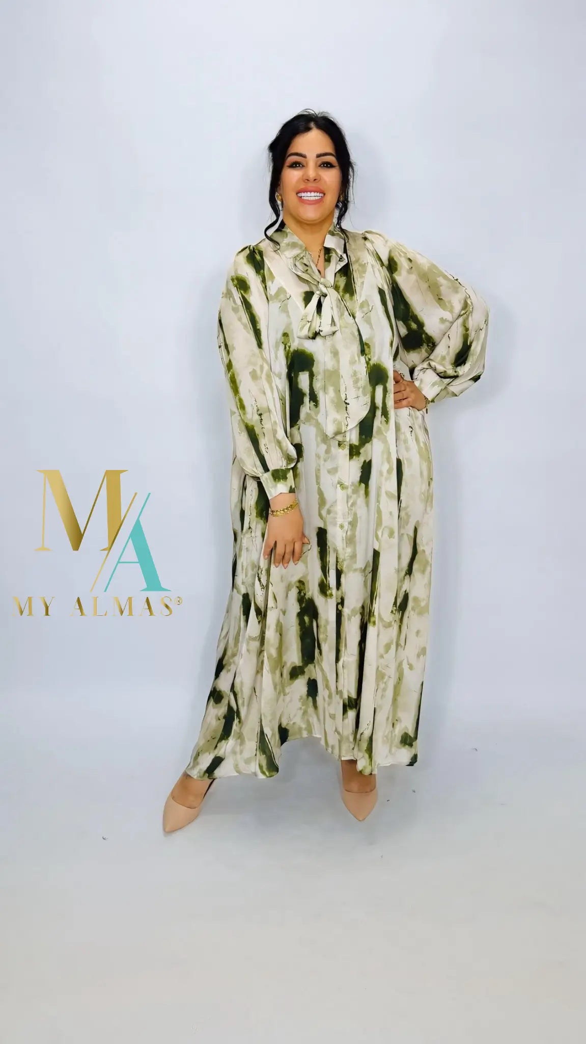 Elaina Robe