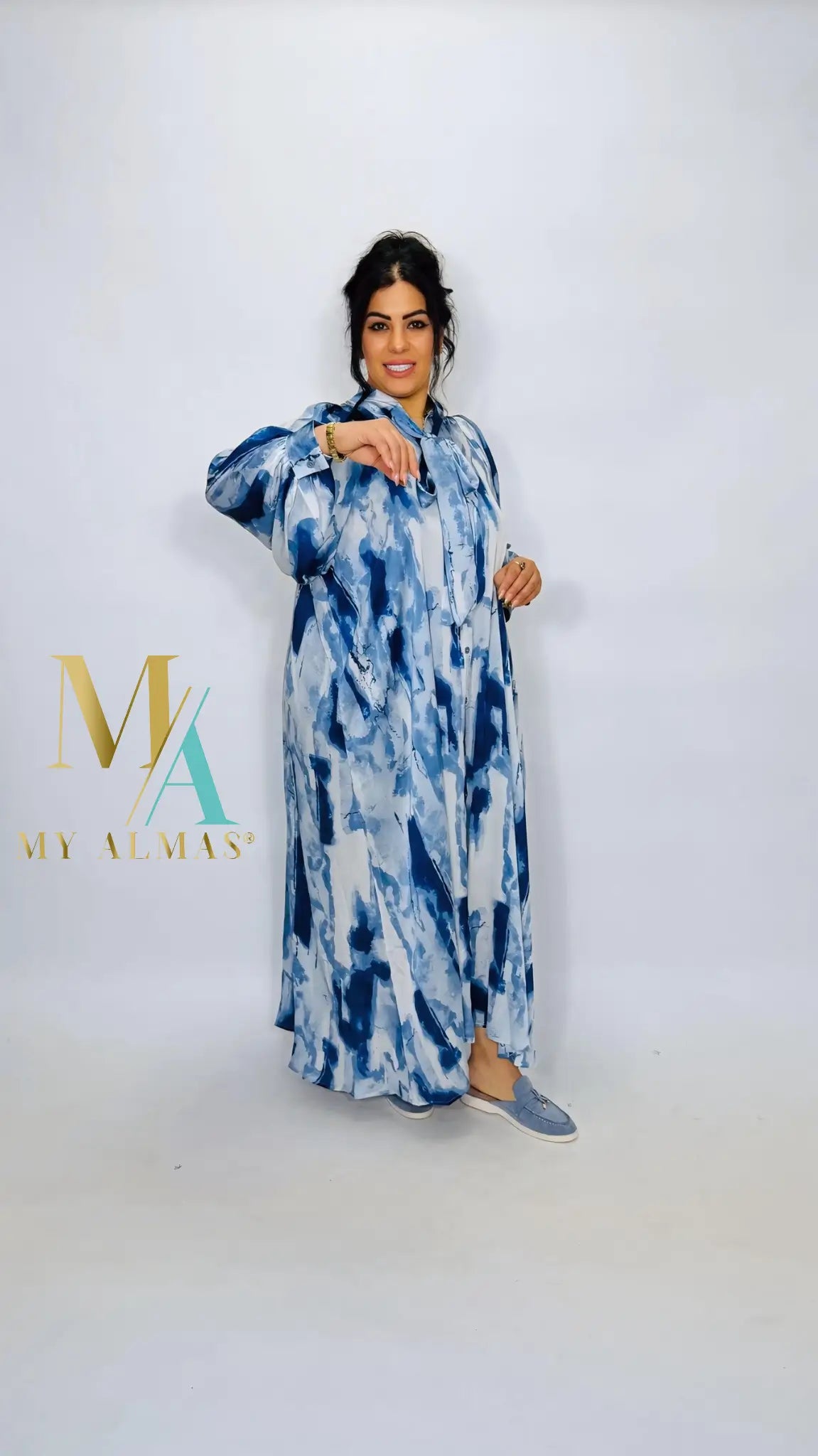 Juliet Robe