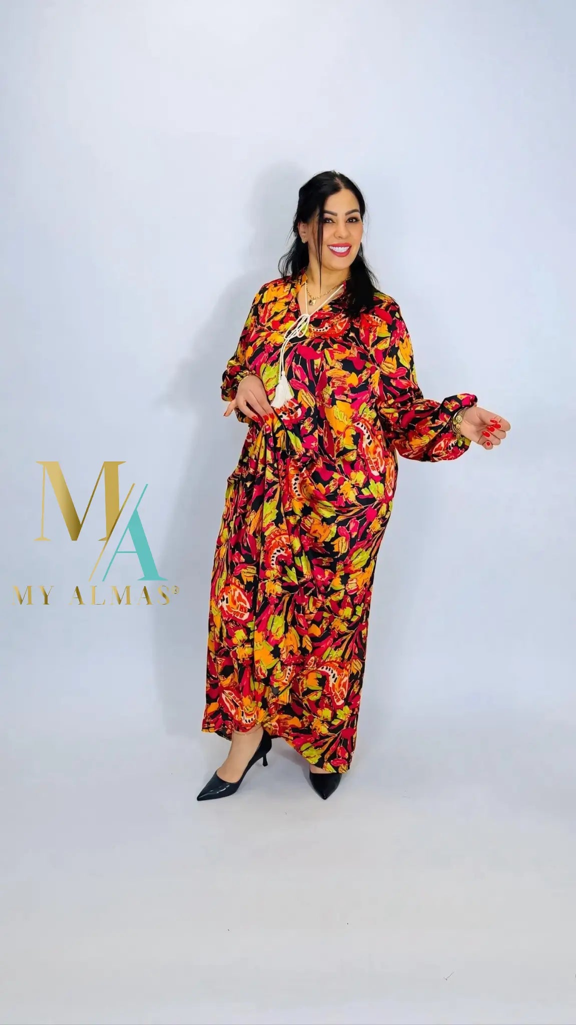Averie
Dress