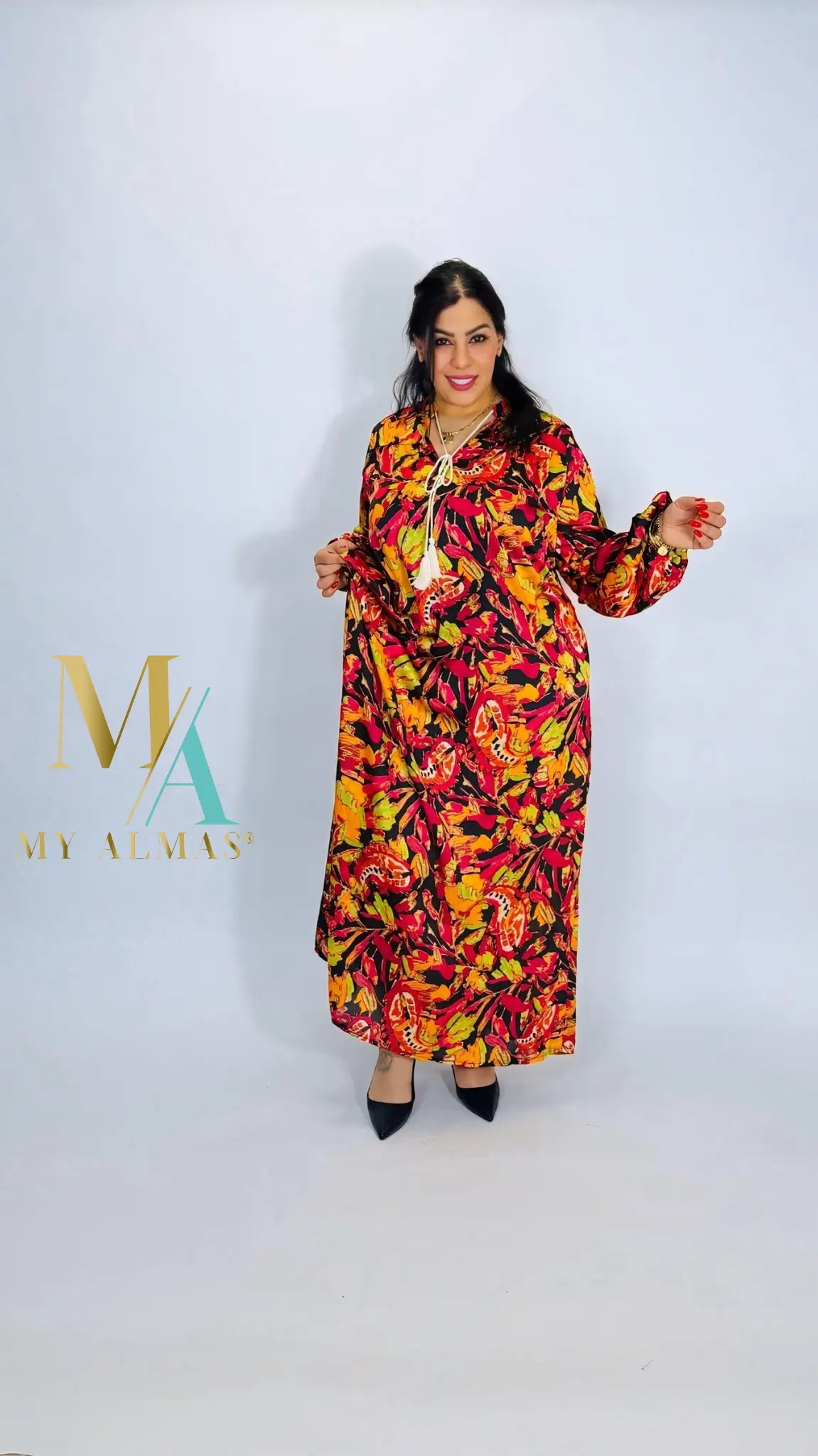 Averie
Dress
