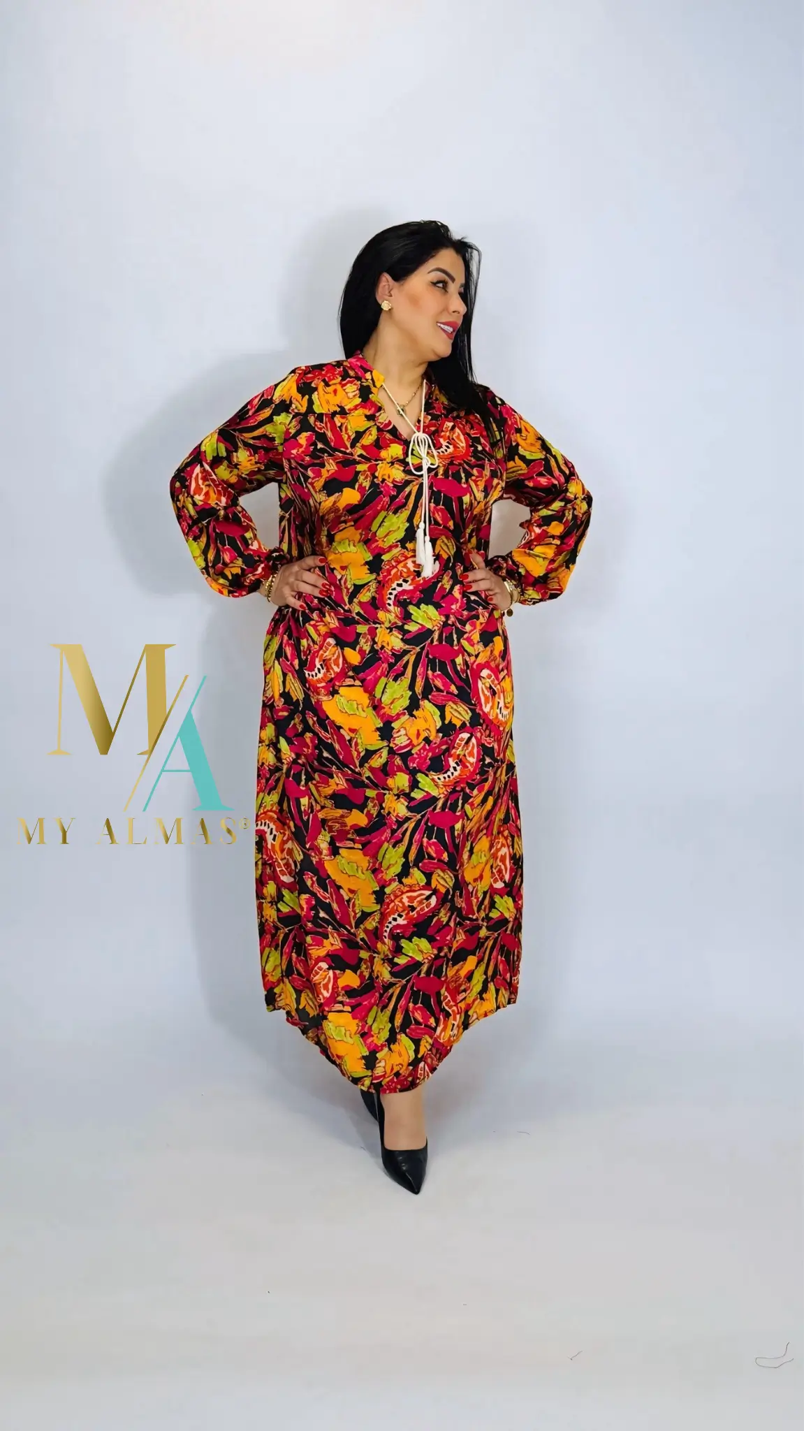 Averie
Dress