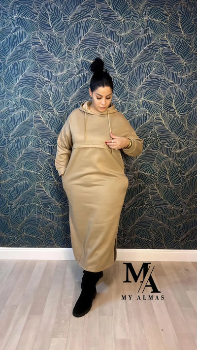 Alexis Robe