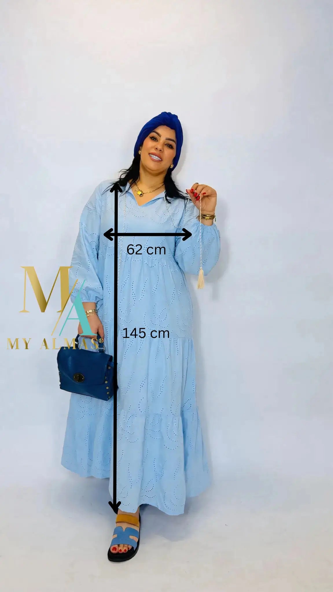 Maeve Robe
