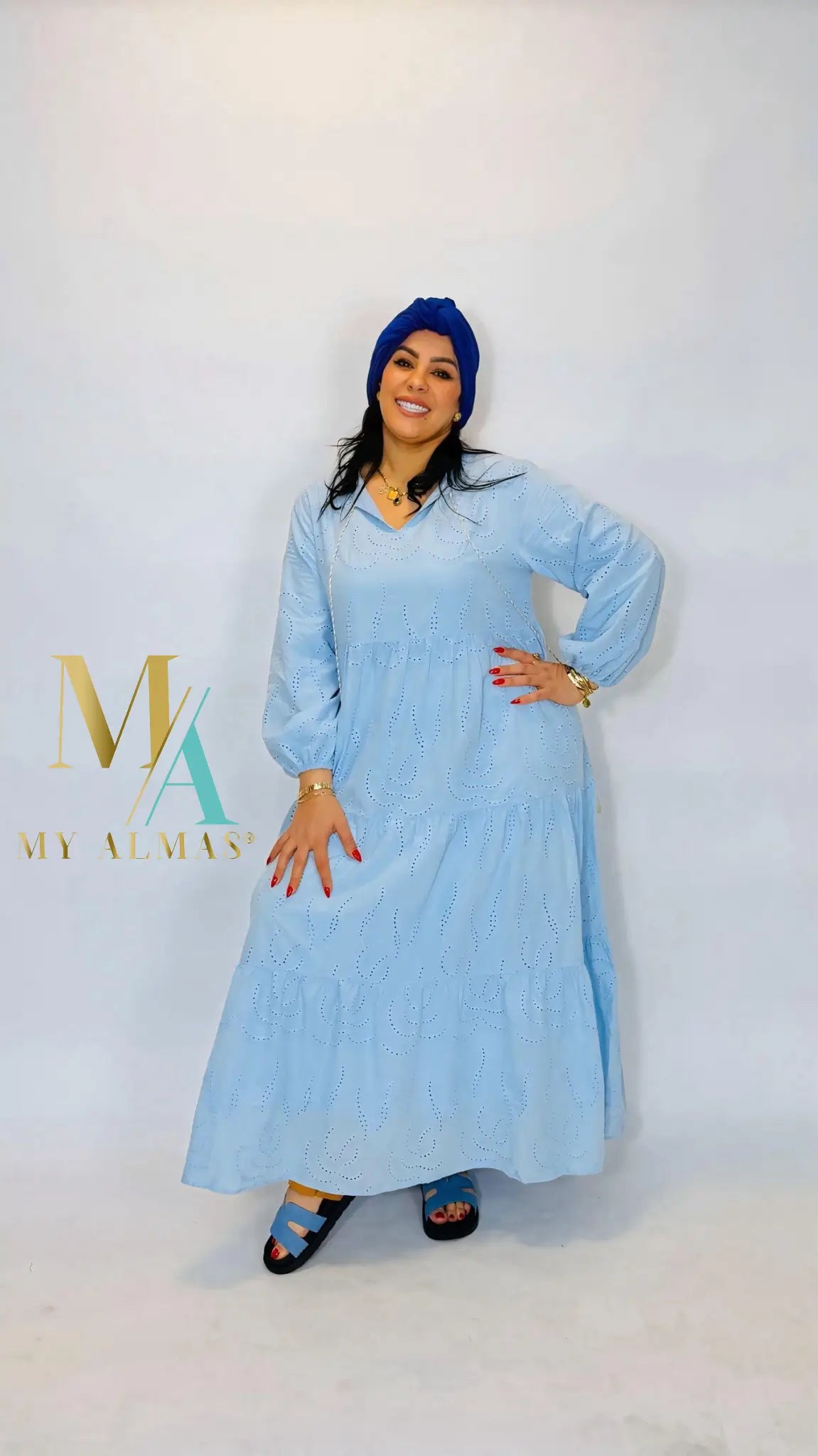 Maeve Robe