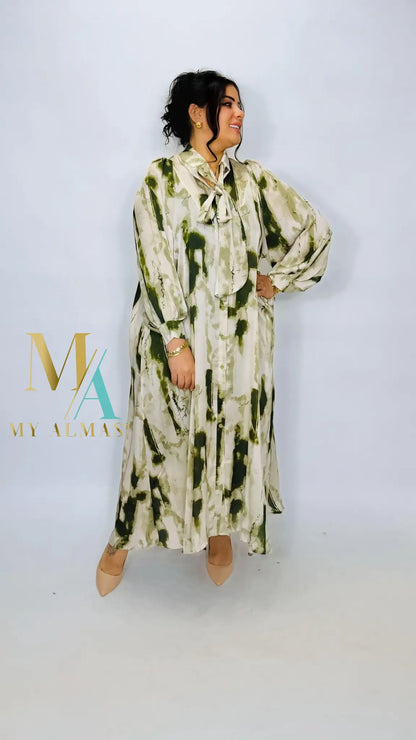 Elaina Robe